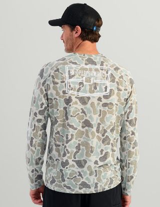 Picture of Huk - Drift Long Sleeve Graphic Crew Shirt |  Volcanic Ash Camo